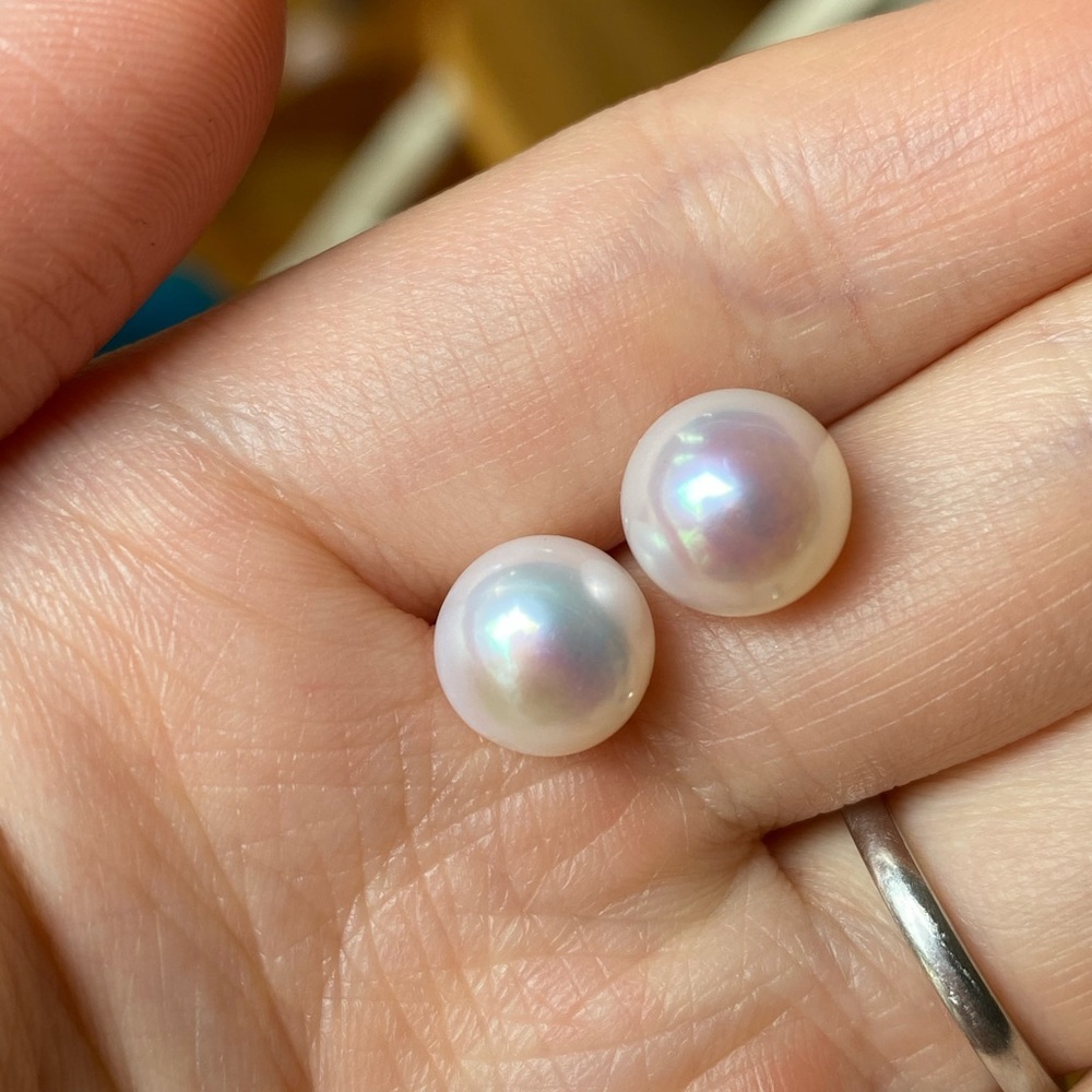 10mm white fresh water pearl stud
